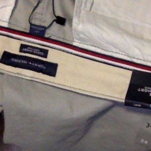 Tommy Hilfiger cargo shorts khaki